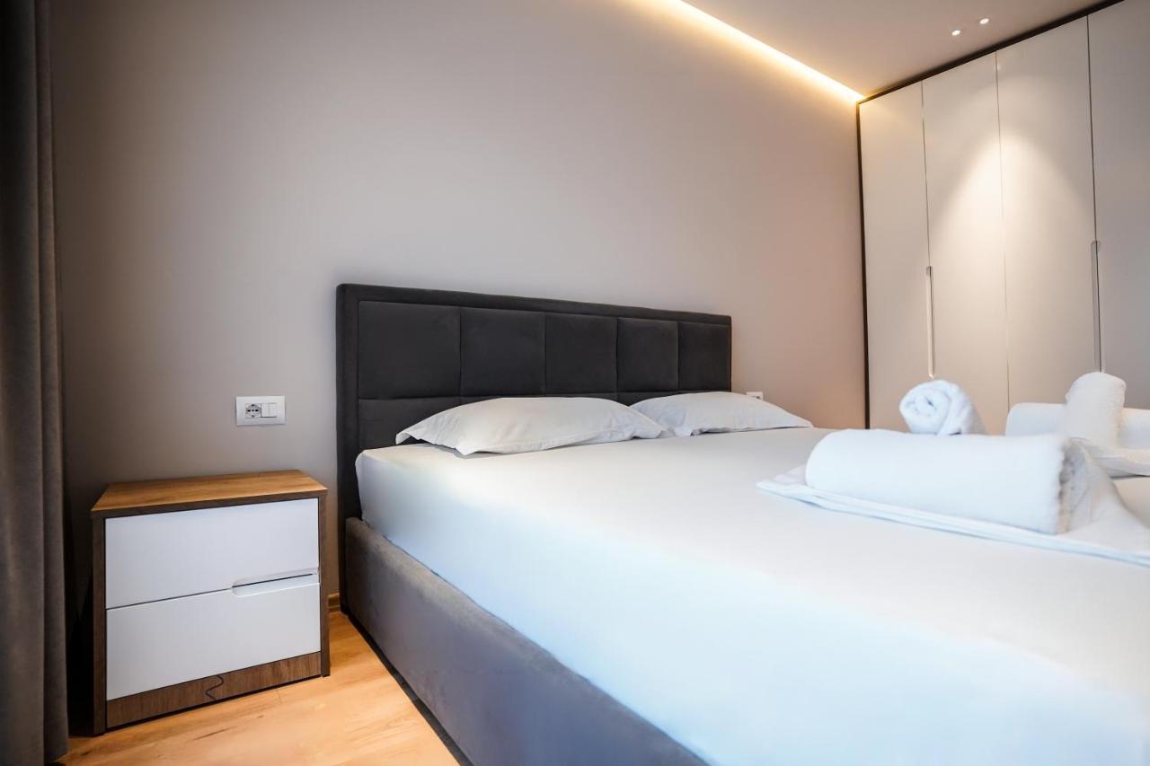 Hidden Gem Tirana 2Br Comfort In Historic Zone Exterior photo
