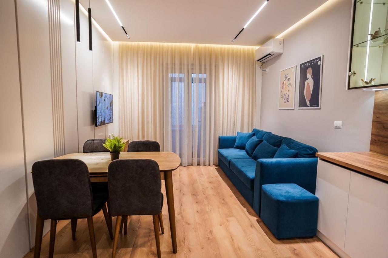 Hidden Gem Tirana 2Br Comfort In Historic Zone Exterior photo